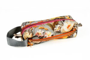 Kişiye Özel Rainbow Kalemlik Üç Boyutlu Turuncu Çiçekler