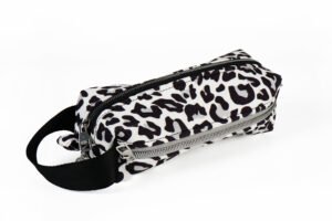 Kişiye Özel Rainbow Kalemlik Siyah Beyaz Leopar