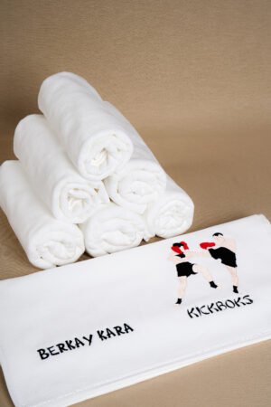 İsim Nakışlı Kick Boks Havlusu